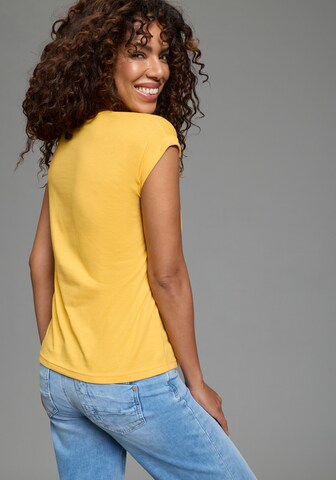 BOYSEN'S T-Shirt in Gelb