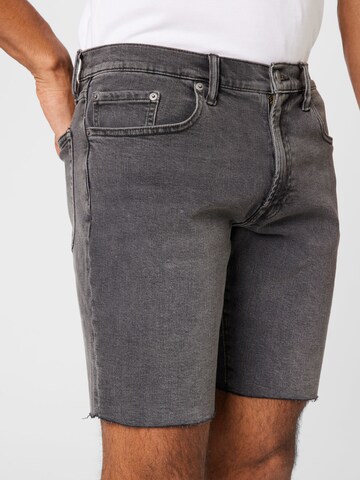 GAP Regular Shorts in Grau