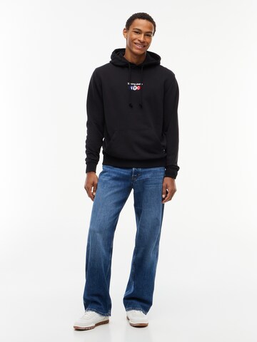Tommy Jeans Sweatshirt 'NYC' in Zwart