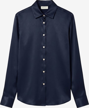 Lilysilk Blouse in Blauw: voorkant