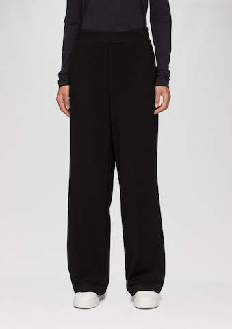 Wide Leg Pantalon à plis s.Oliver en noir : devant