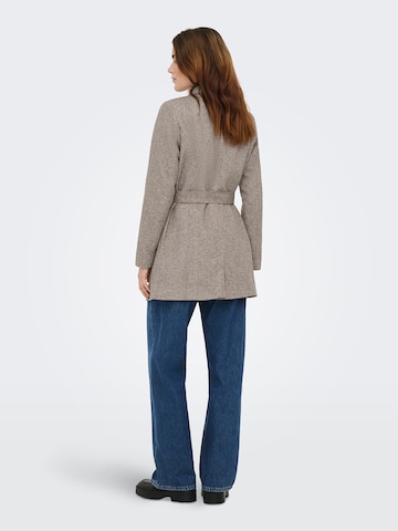 ONLY Tussenmantel 'ONLSEDONA VALERIE' in Bruin