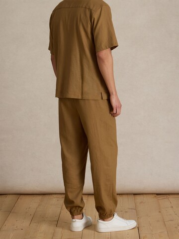 DAN FOX APPAREL Tapered Pants 'Gino' in Brown