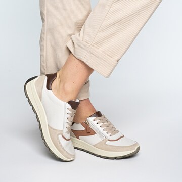 ARA Sneakers in Beige: front