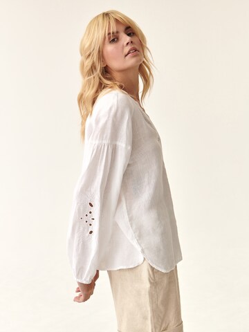 TATUUM Blouse 'WERONIKA' in White