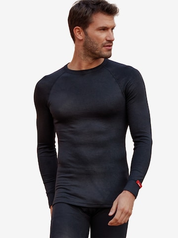 Blackspade Base Layer in Black: front