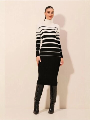 Bigdart Knit dress in Black