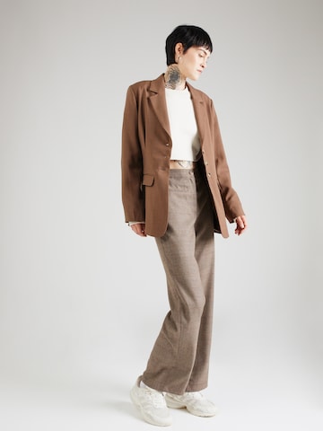 A-VIEW Regular Trousers 'Annali' in Brown