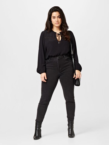 ABOUT YOU Curvy Blouse 'Ida' in Zwart