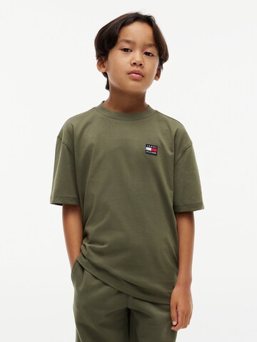 TOMMY HILFIGER T-Shirt 'Essential' in Grün: Vorderseite