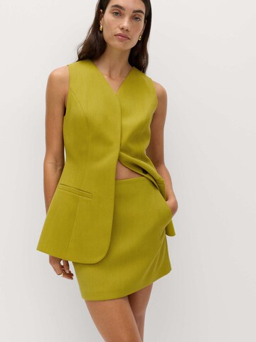 Gonna di Marks & Spencer in giallo