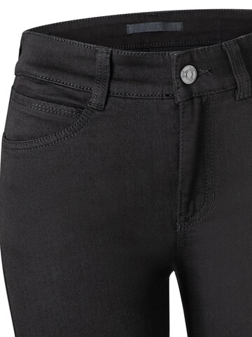 MAC Regular Jeans 'Angela'‌‌ in Schwarz