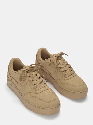 Pull&Bear Platform trainers in Brown