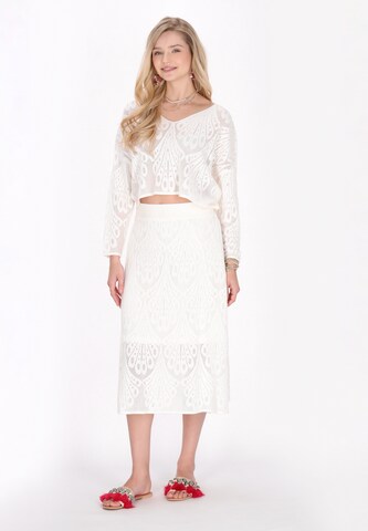 Pull-over 'Fashion Look' IZIA en blanc