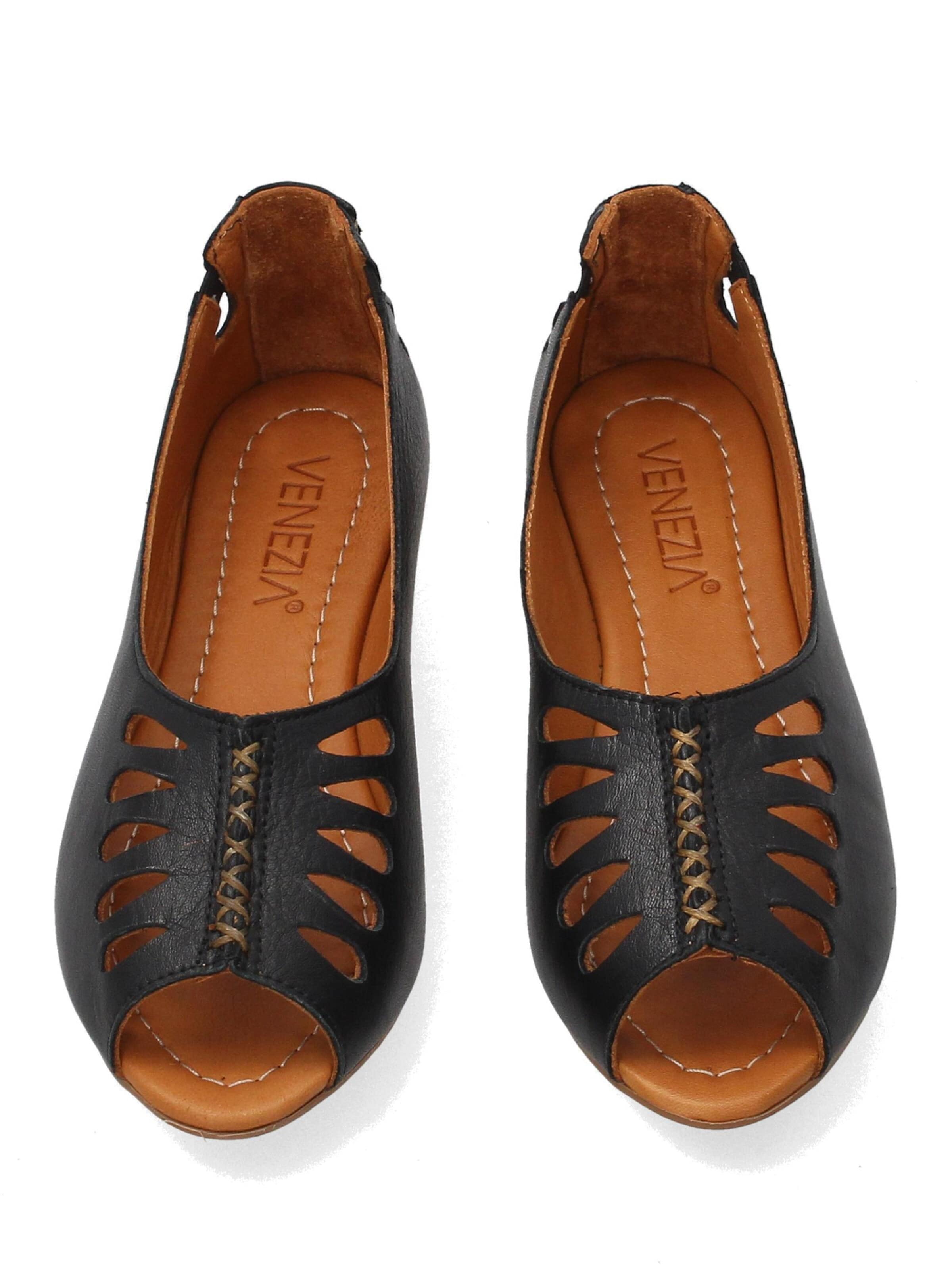 VENEZIA Ballet Flats in Black