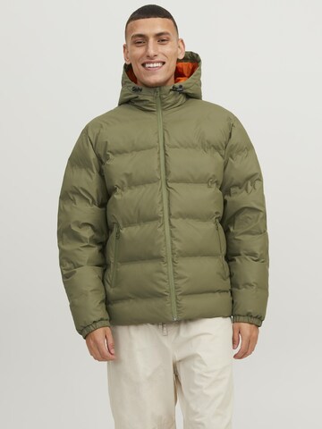 JACK & JONES Winterjas in Groen: voorkant