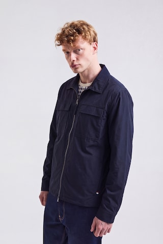 Aquascutum Active Jacke in Blau: Vorderseite