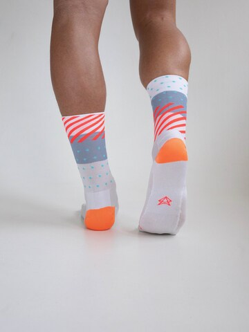 INCYLENCE Athletic Socks 'WILDNESS' in Red