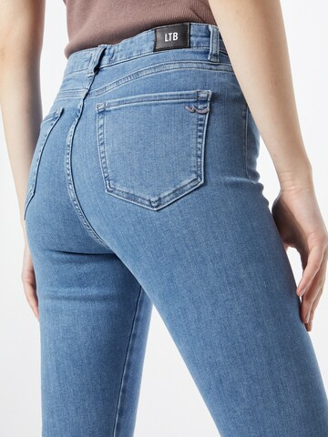 LTB Skinny Jeans 'Jalessa' in Blauw