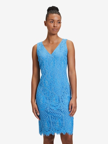 Robe de cocktail Vera Mont en bleu : devant