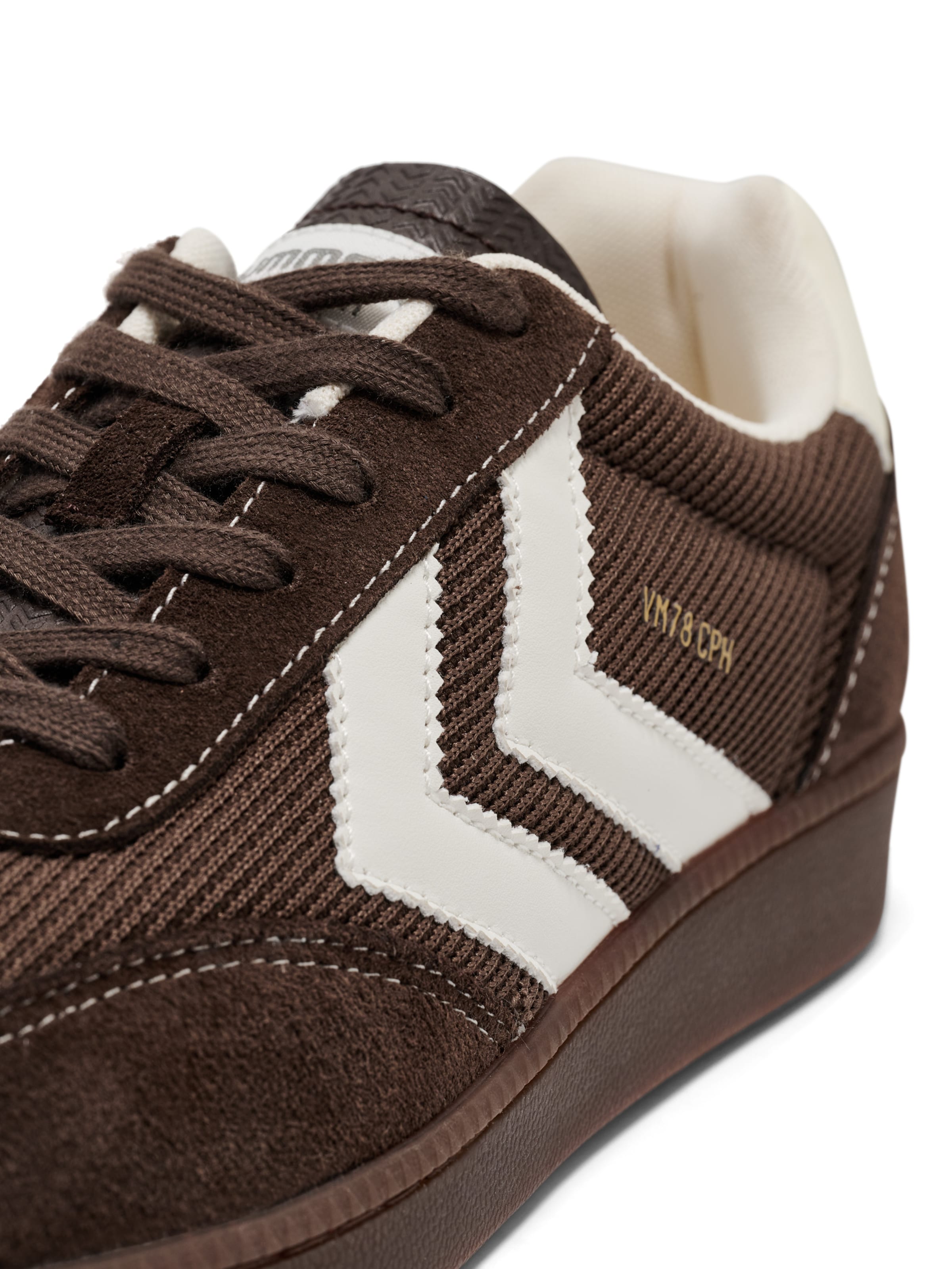 Baskets basses Hummel en marron