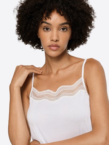 Chemise de nuit ' Ciri Nightwear ' Hanro en blanc