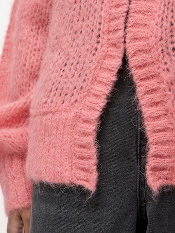 ROUGE EDIT Cardigan i pink