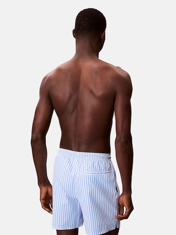 Shorts de bain 'CALVIN KLEIN MEDIUM DRAWSTRING Costumi da bagno' Calvin Klein en bleu