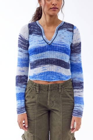 BDG Urban Outfitters Sweter w kolorze niebieski: przód