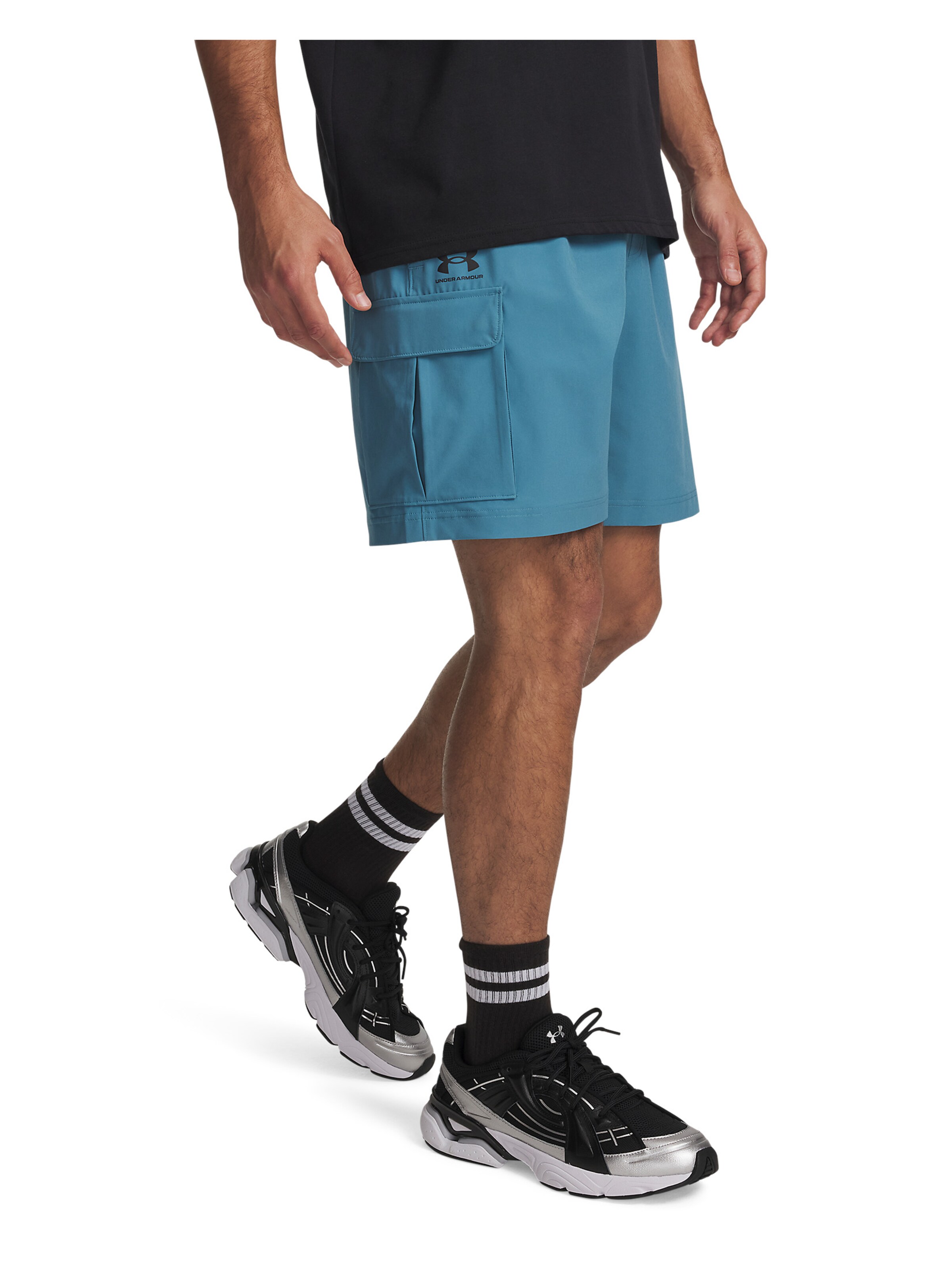 UNDER ARMOUR Loosefit Sportbroek 'Vibe' in Blauw