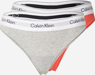 Tanga de la Calvin Klein Underwear pe gri: față