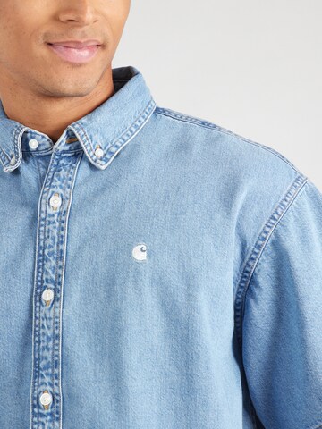Carhartt WIP Mugav suurus Triiksärk 'Lucas', värv sinine