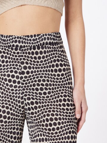 Monki Regular Broek in Zwart