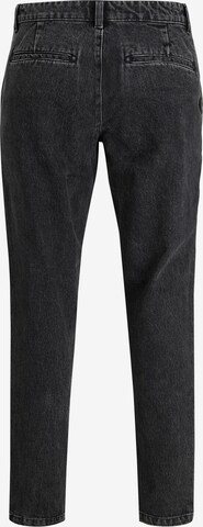 Loosefit Pantaloni cu cute 'Bill' de la JACK & JONES pe negru