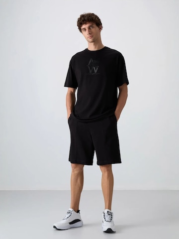 Tommy Life Regular Pants in Black