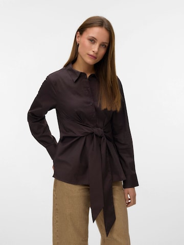 Camicia da donna 'AWALVA' di VERO MODA in marrone: frontale