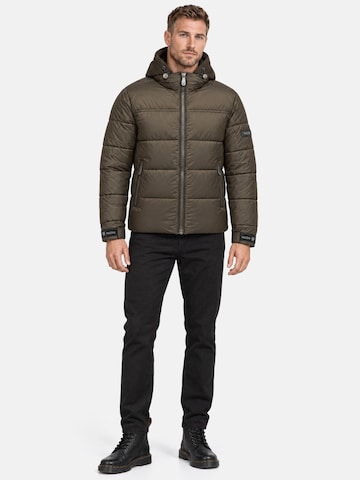 Tazzio - Chaqueta de invierno 'A809' en verde