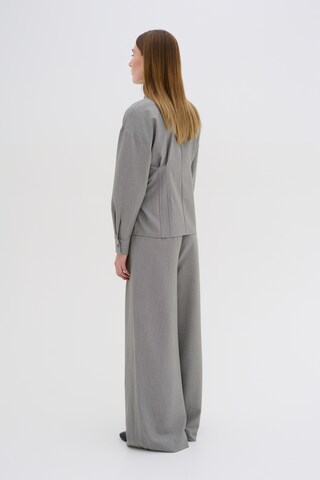 My Essential Wardrobe - Blusa 'Nanna' en gris