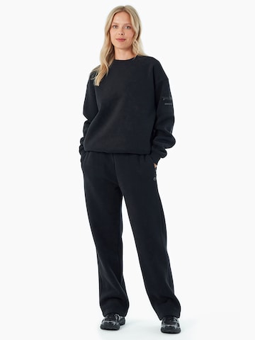 Organication Sweatshirt in Schwarz