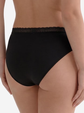 Nina von C. Slip 'Slipboutique' in Zwart