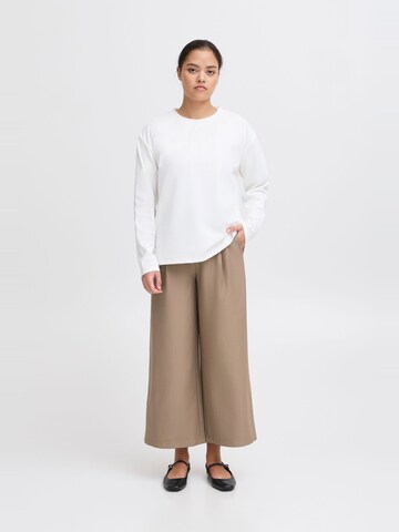 Wide leg Pantaloni con pieghe 'DORTHEA' di ICHI in marrone