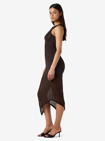 Robe 'Bailey' Noisy may en marron