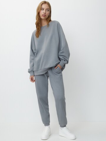 Pull&Bear Sweatshirt i grå