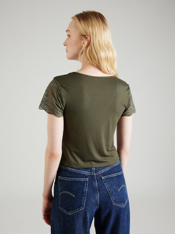 ABOUT YOU Shirt 'Evelin' in Groen