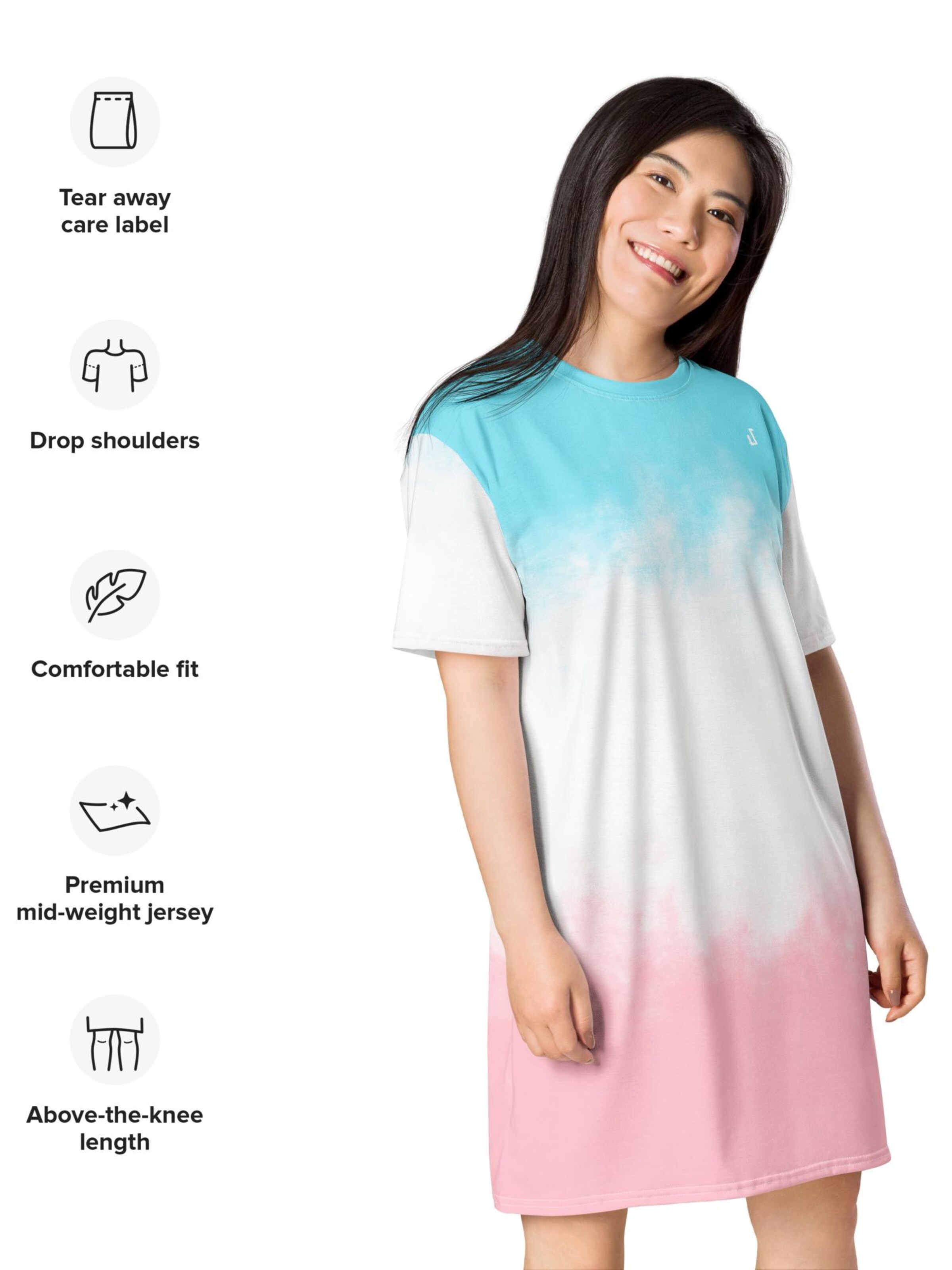 DECALVIBES Oversizeshirt 'Gradient Pink Blue'‌‌‌‌ in Blau