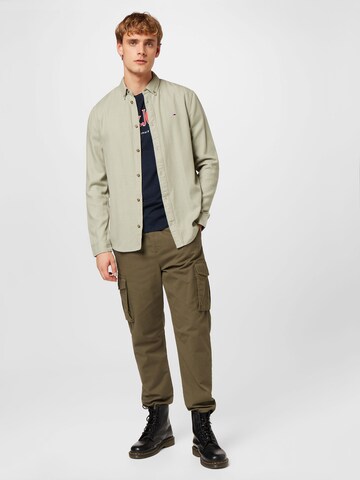 Tommy Jeans Regular fit Button Up Shirt in Green