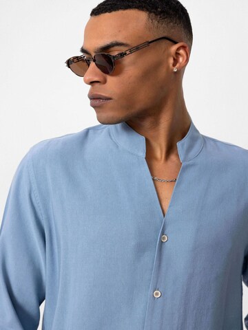 Antioch Regular fit Button Up Shirt in Blue