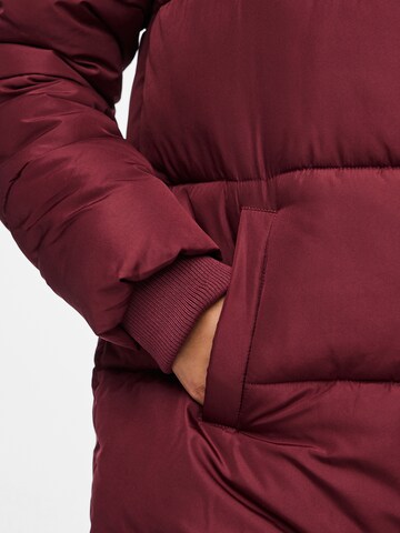 PIECES - Abrigo de invierno 'PCBee' en rojo