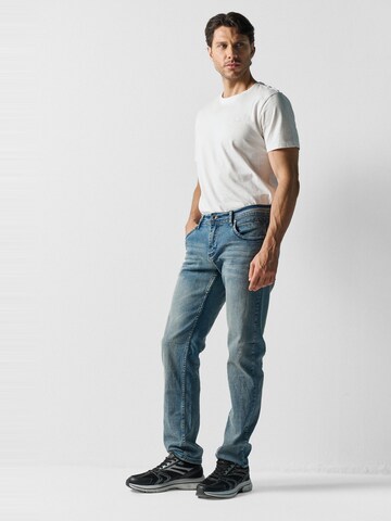 regular Jeans di KOROSHI in blu