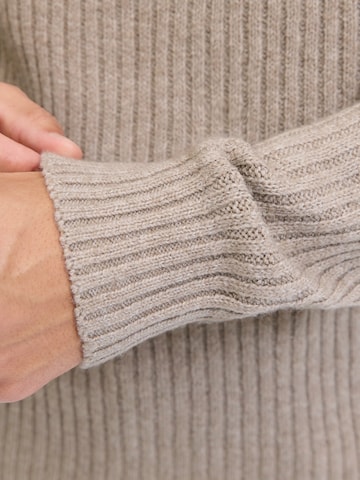 JJ Rebel Πουλόβερ 'JREBFREY' σε γκρι